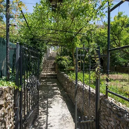 With Wifi Lopud, Elafiti - 2169 Гостевой дом